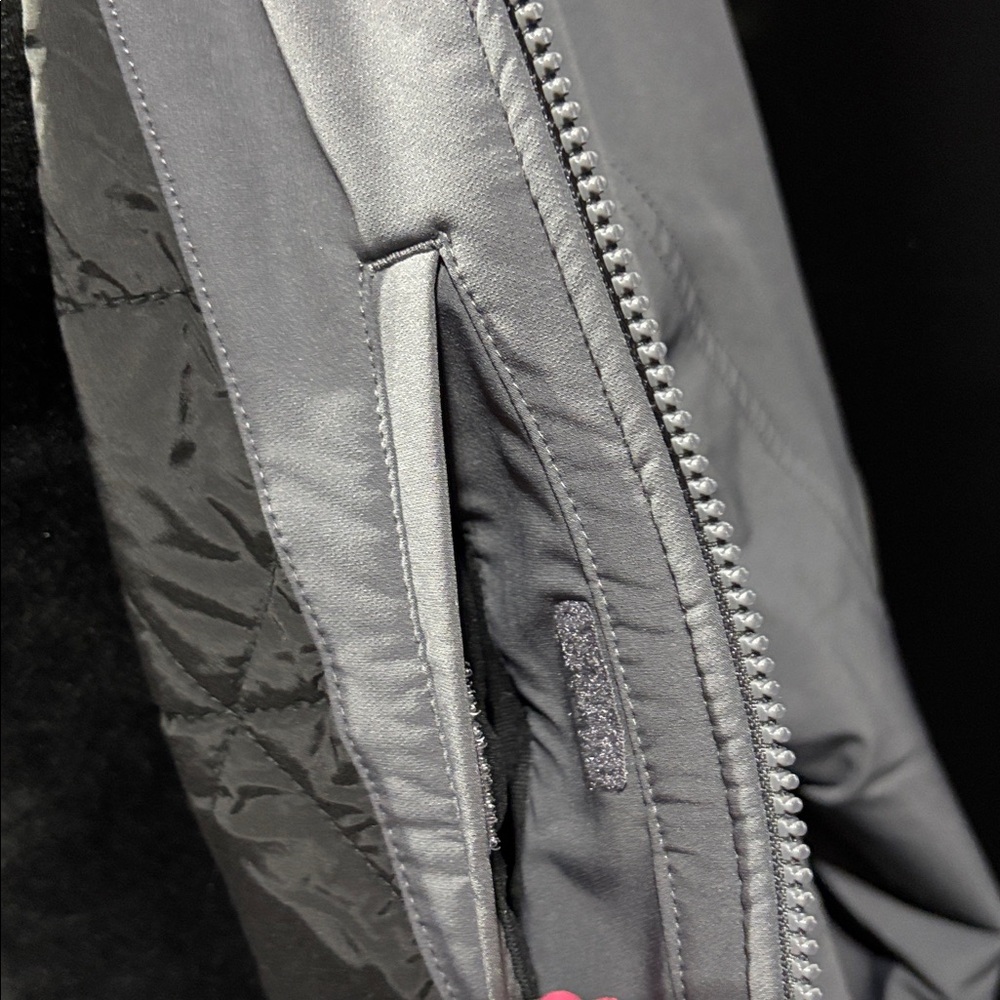Ariat Dri-Tek Durastretch Insulated,abrasion resist, water repell,zip up jacket - Picture 8 of 16